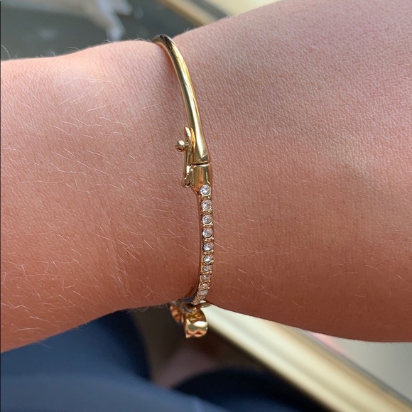 KATE SPADE BOW BANGLE - Picture 3 of 7